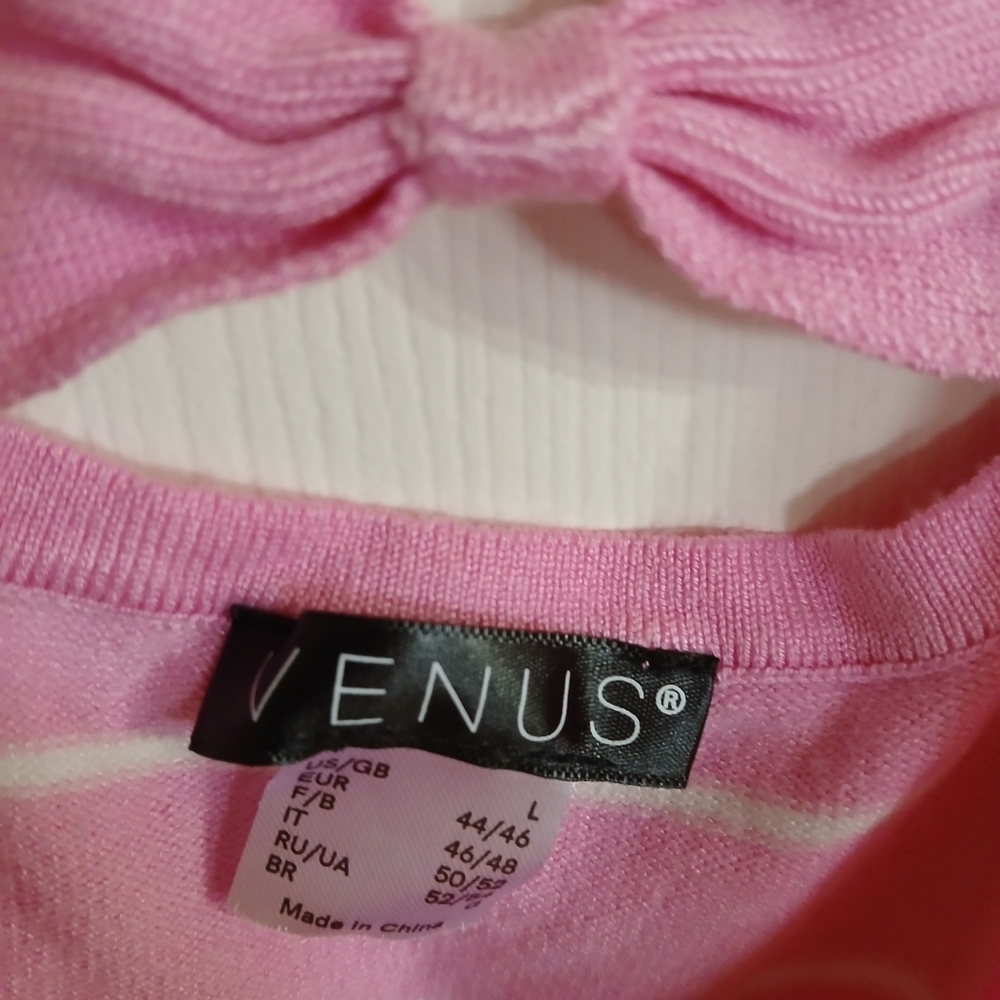 VENUS Pink and White Knit Top With Bows On Back Coquette Feminine Cottage Party - Picture 3 of 5